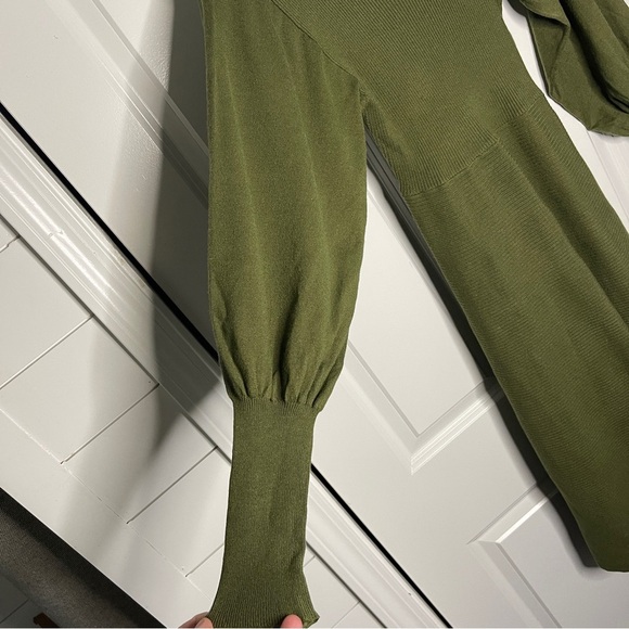 Rachel Zoe Olive Dress Size Medium Long Sleeve Fit Flare Vneck Green Designer - Picture 4 of 10